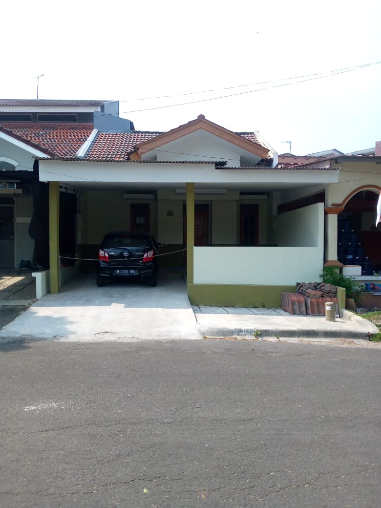 Rumah Dijual Siap Huni di Taman Lembah Hijau Lippo Cikarang